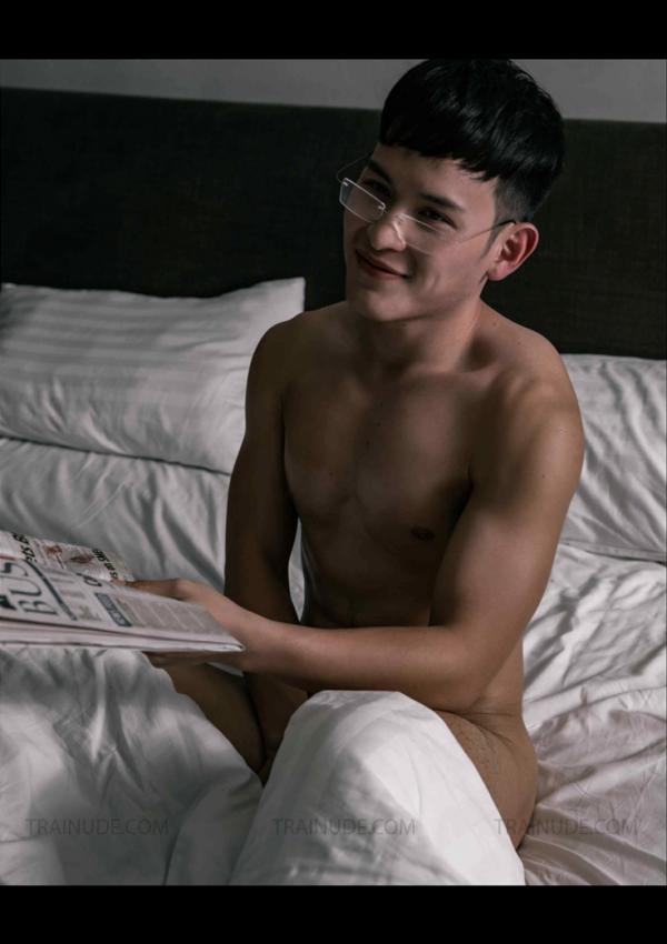 I-AM-MAGAZINE-Issue2.2--I-AM-WIREPULLER-Anawin-ebook